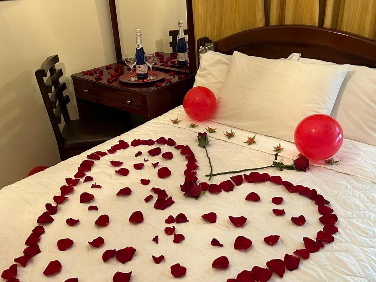 Hotel Casa Franciscana Quito Extérieur photo