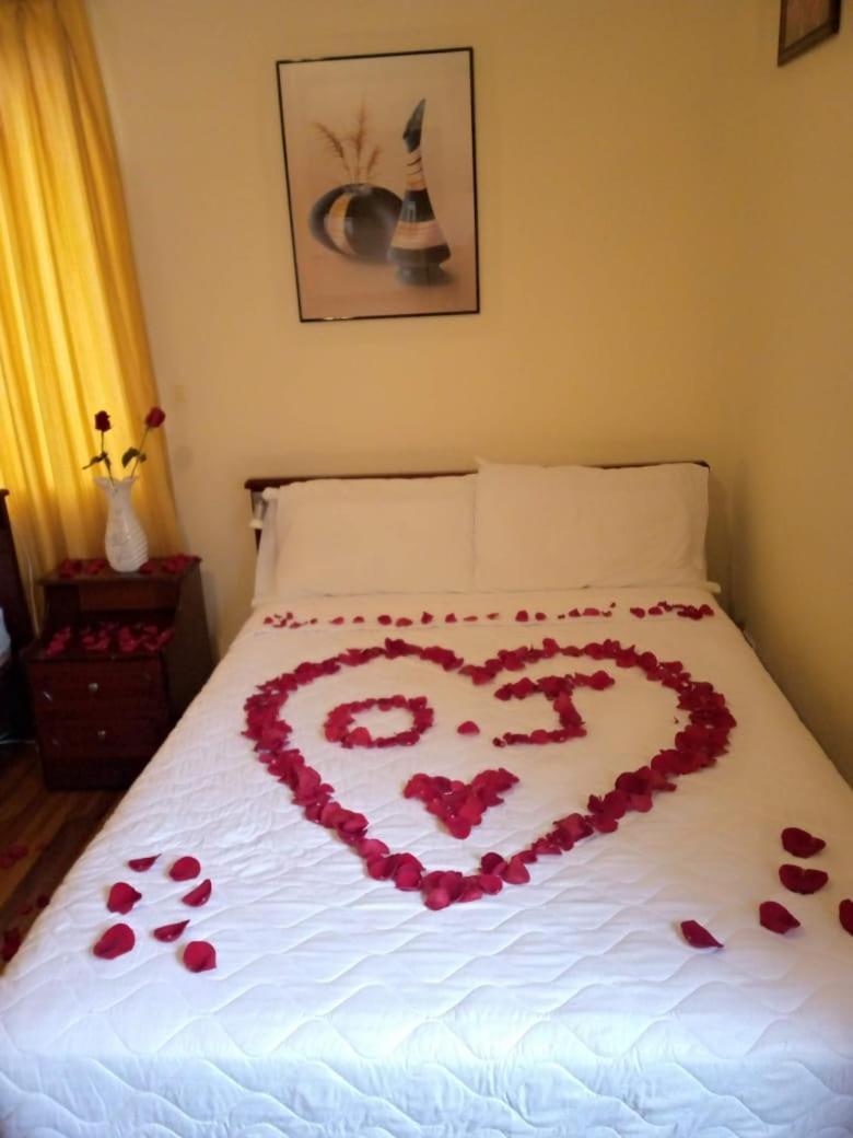 Hotel Casa Franciscana Quito Extérieur photo