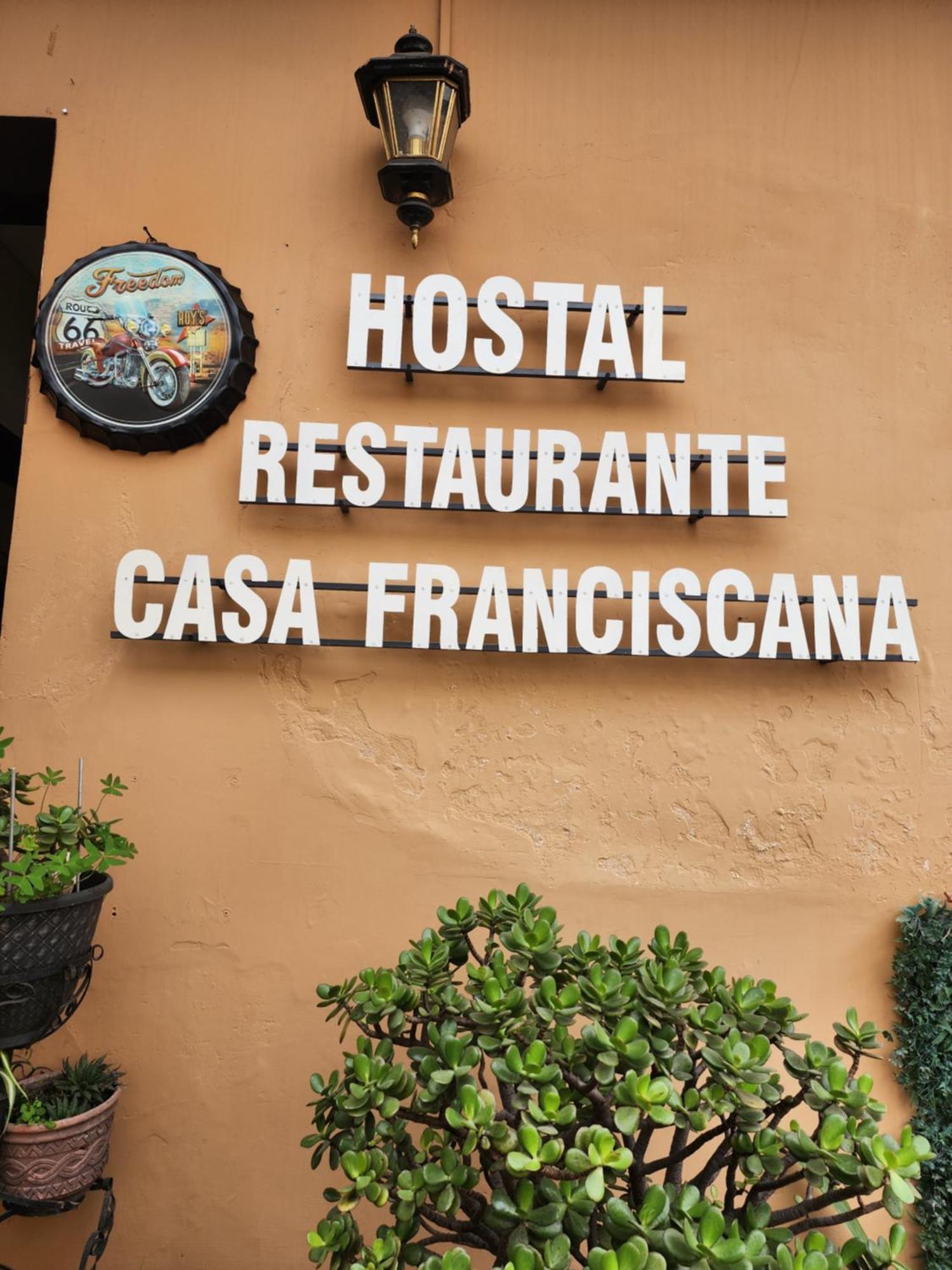 Hotel Casa Franciscana Quito Extérieur photo
